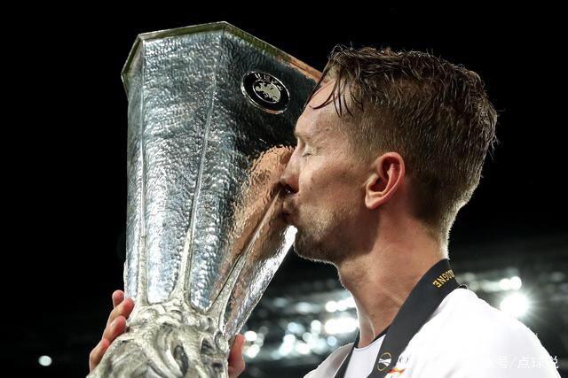 官方：阿莫林正式接任曼联 代理主帅鲁德已经离队