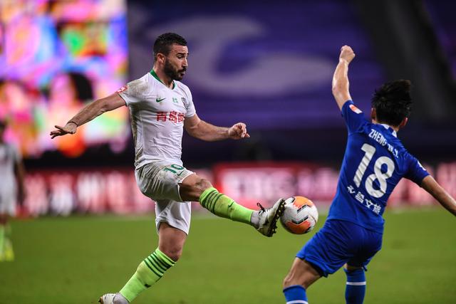 詹姆斯23+4+9浓眉21+12 湖人大胜送猛龙14连败